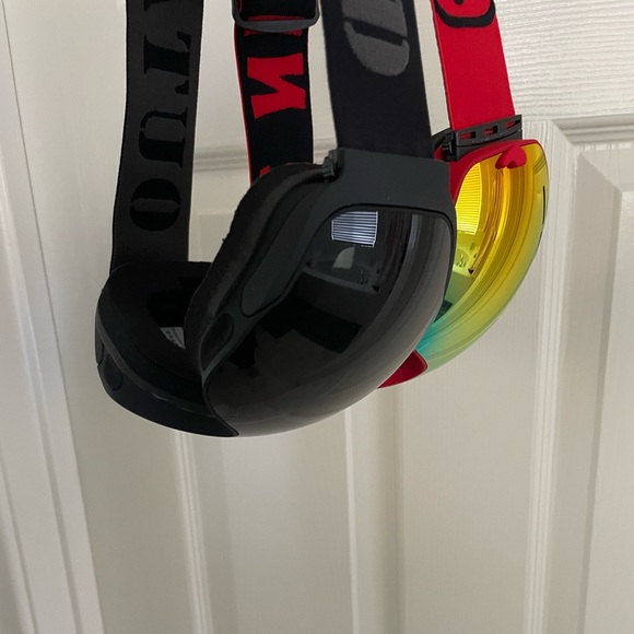 NWOT 2 SKI Goggles for 1 low Price - Picture 7 of 15